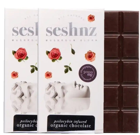 Strawberry Milk Chocolate (SESHNZ)