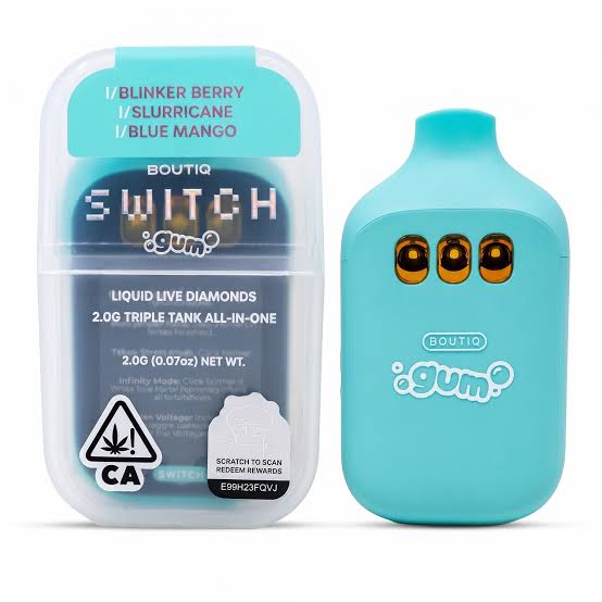 Blinker Berry X Slurricane X Blue Mango Switch V5 Triple Tank Liquid Live Diamonds Disposable 2g (Boutiq)